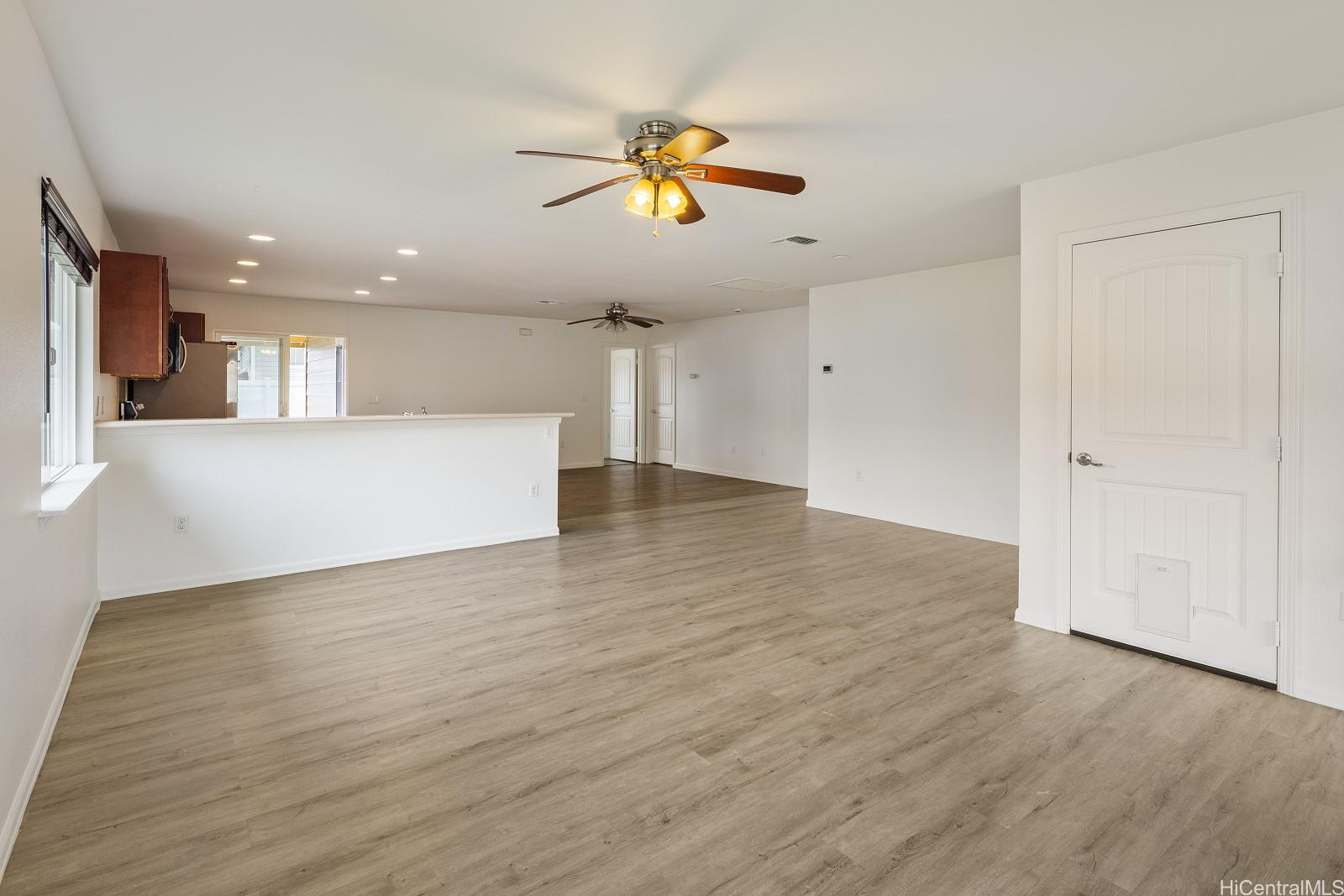 Photo 2 of 25