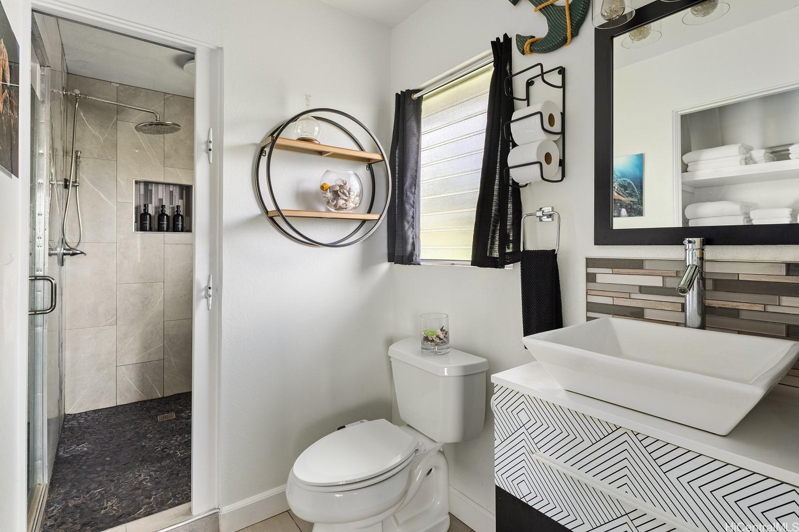94-637 Kahakea Street  Unit 3G