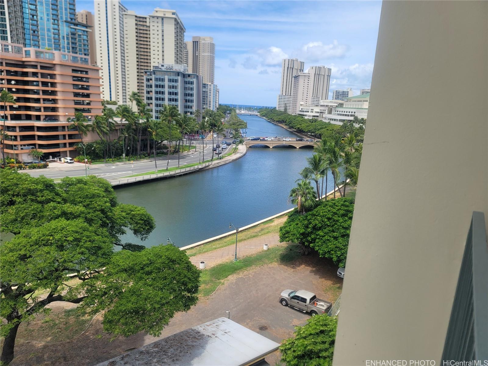 620 Mccully Street  Unit 808