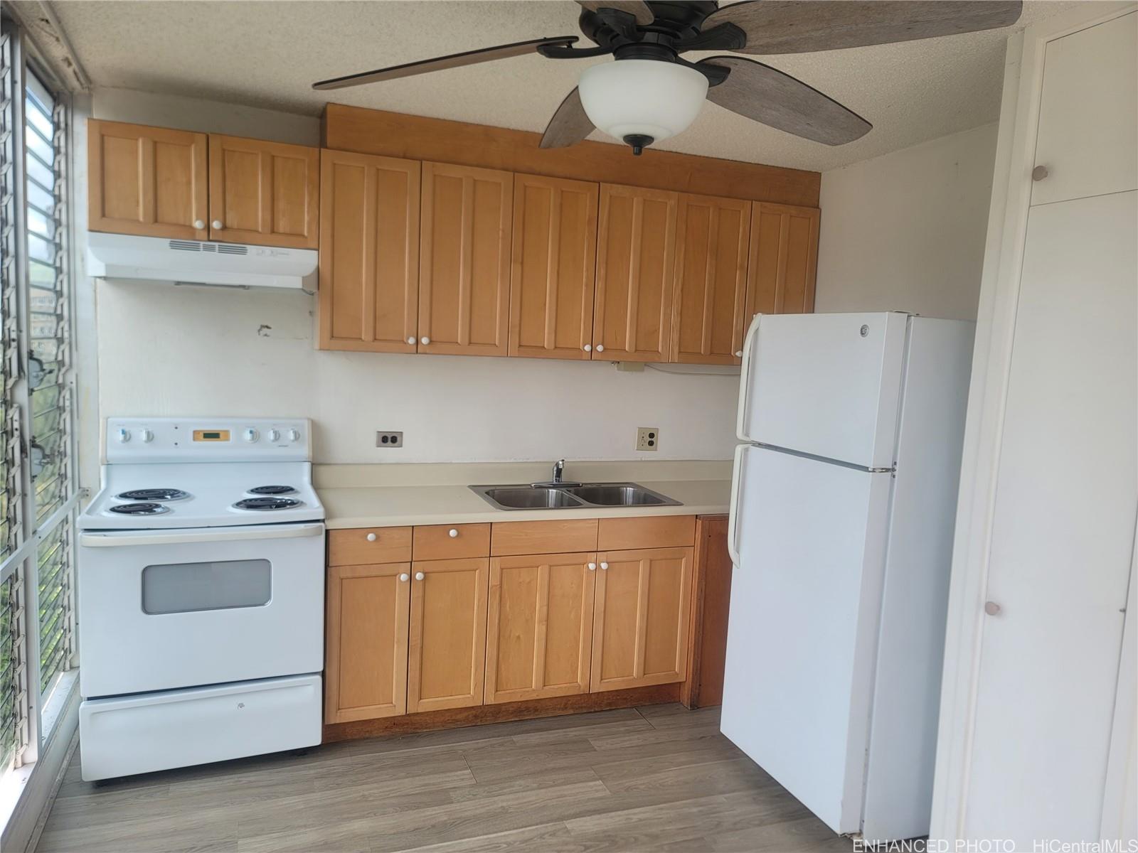 620 Mccully Street  Unit 808