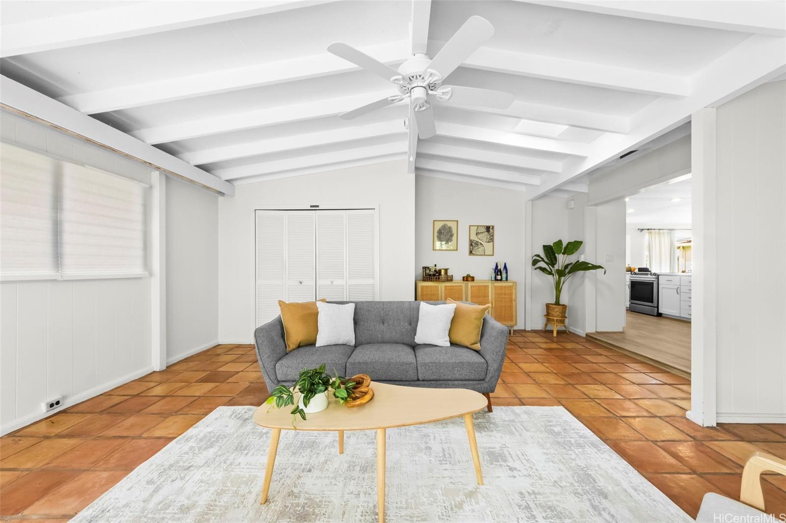 1567 Uluhaku Place