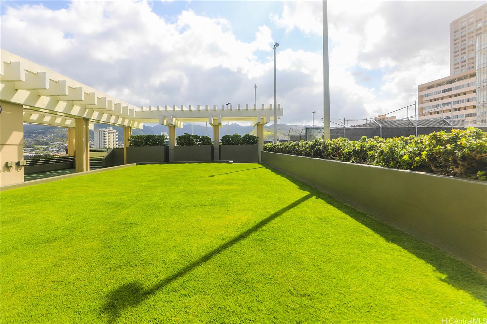 2333 Kapiolani Boulevard  Unit 2203