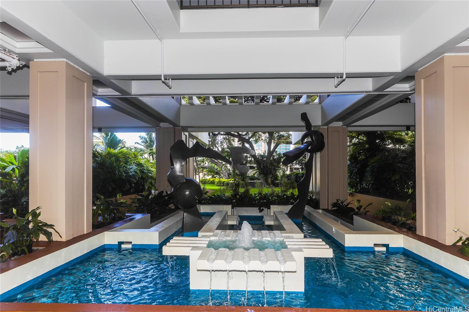 2333 Kapiolani Boulevard  Unit 2203
