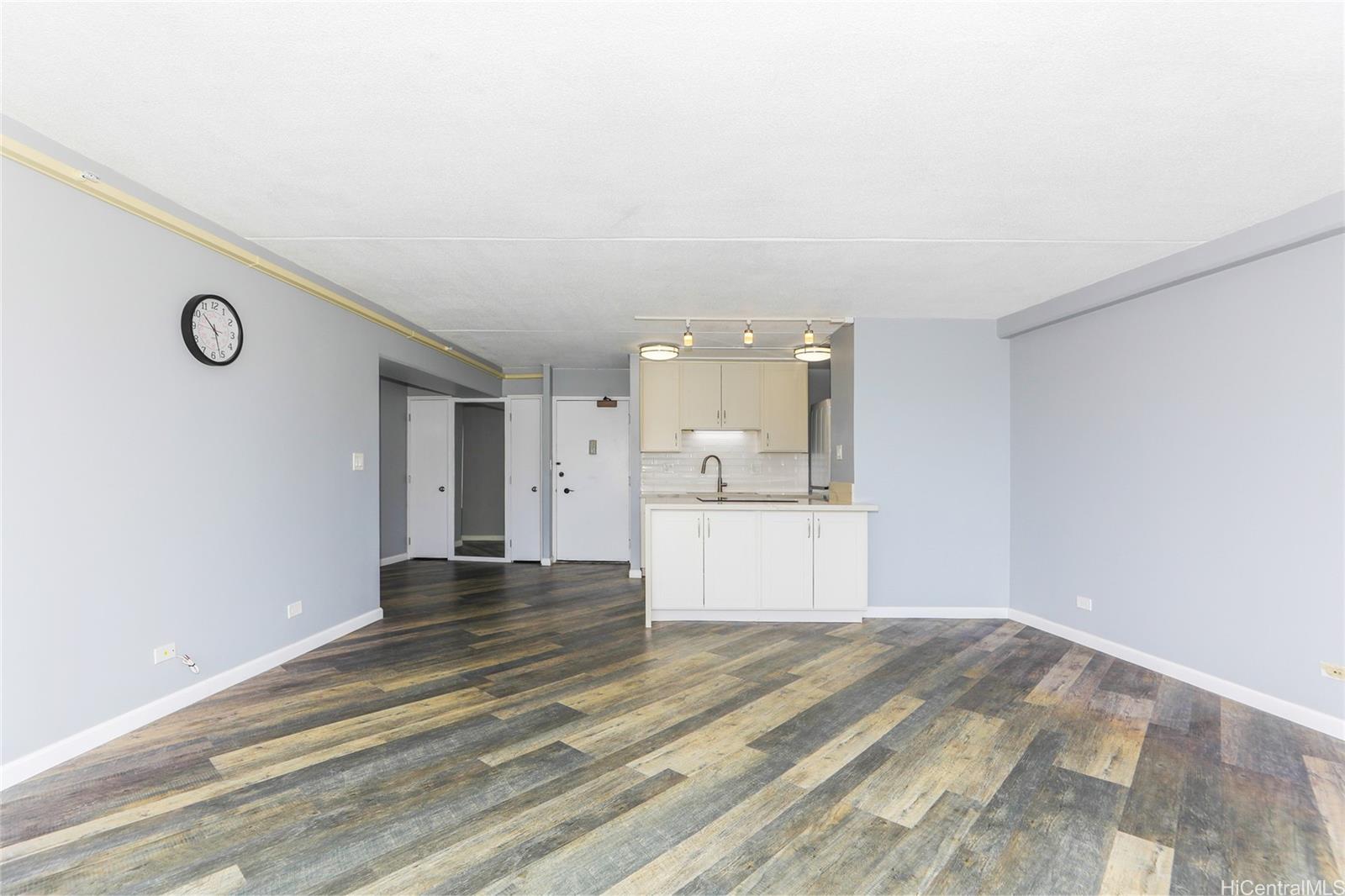 2333 Kapiolani Boulevard  Unit 2203
