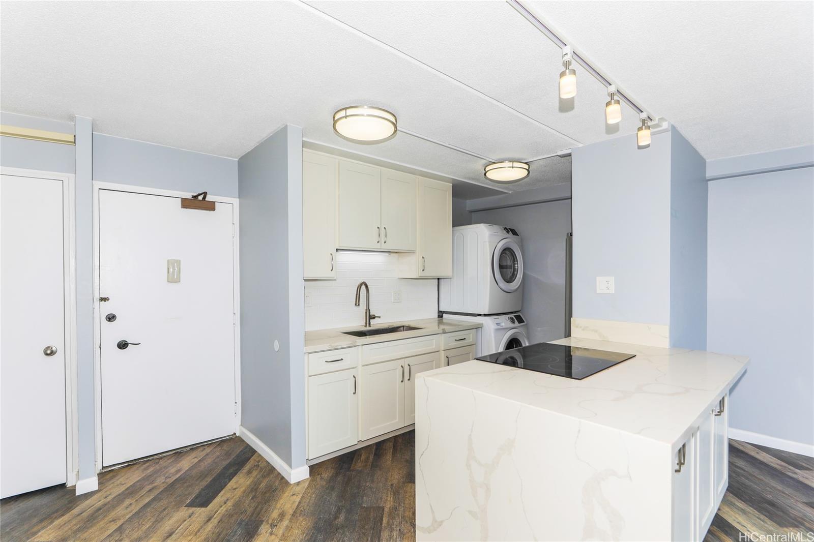 2333 Kapiolani Boulevard  Unit 2203
