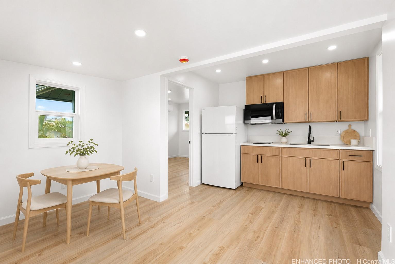 1825-B Liliha Street