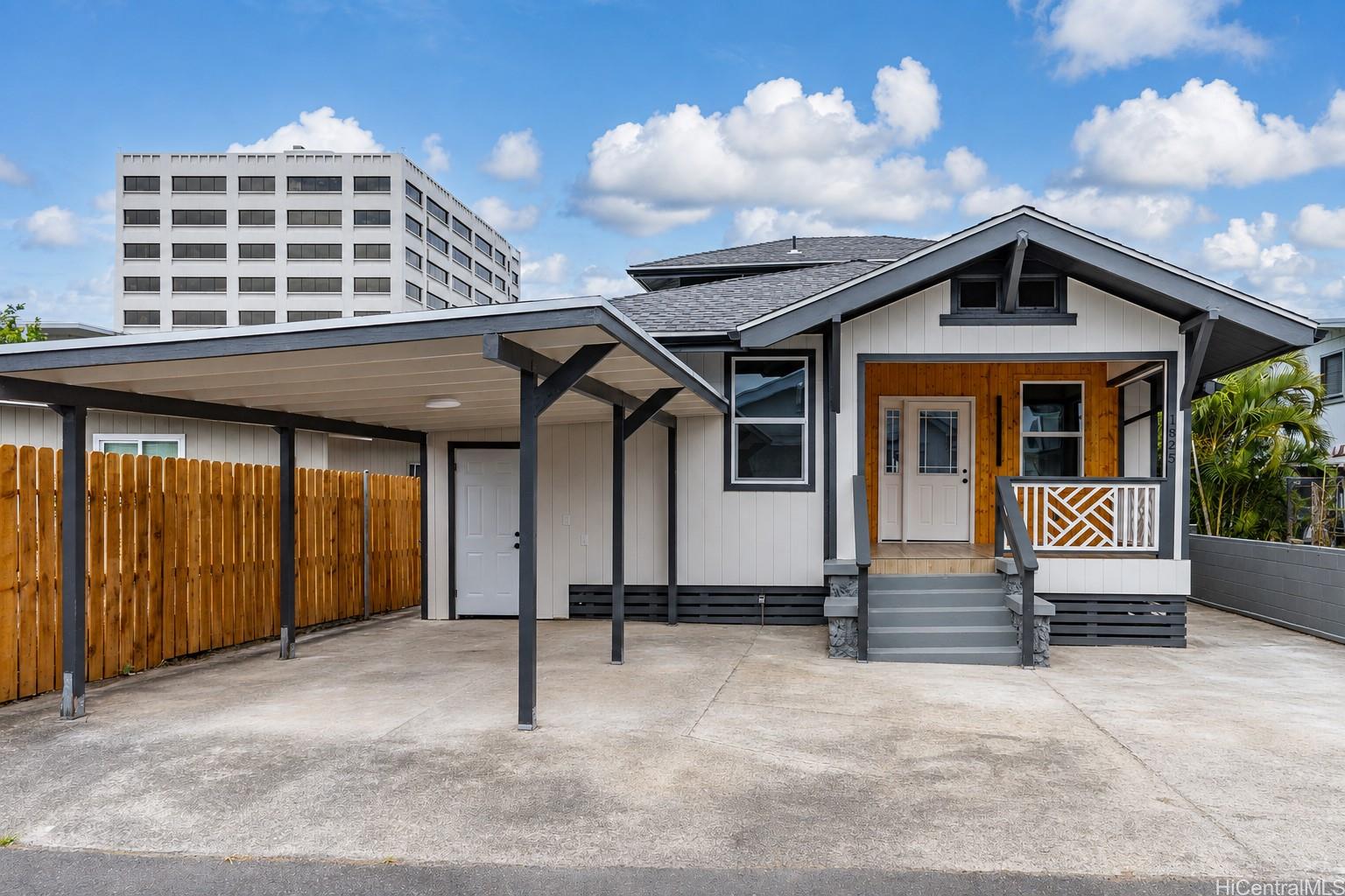 1825-B Liliha Street