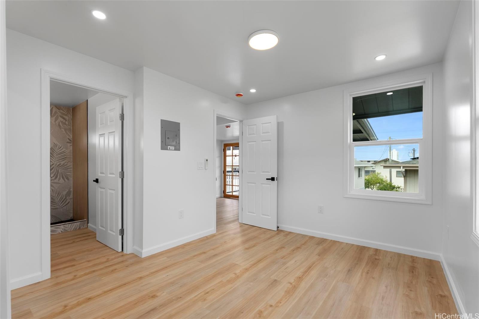 1825-B Liliha Street