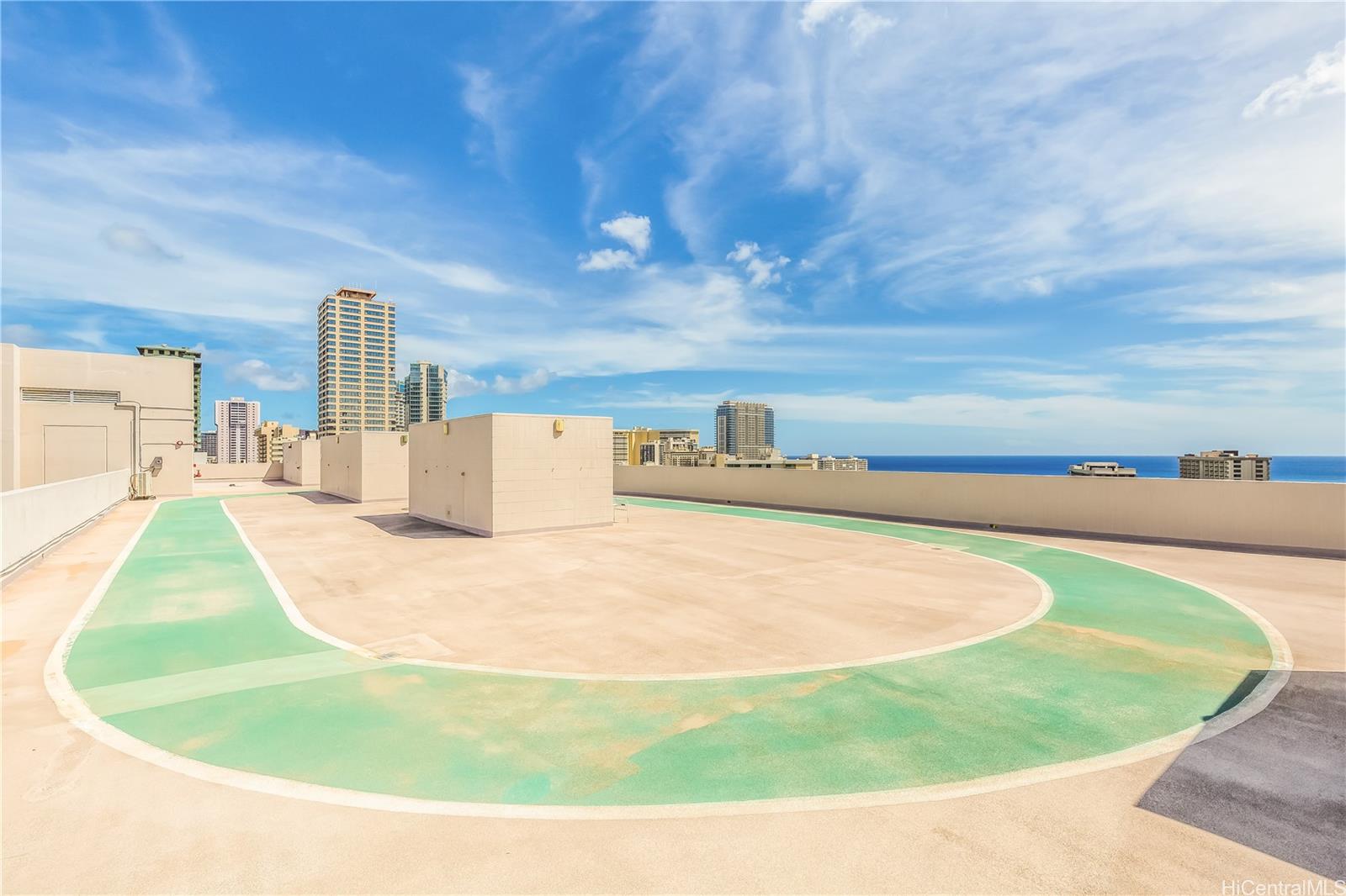 Photo 18 of 20