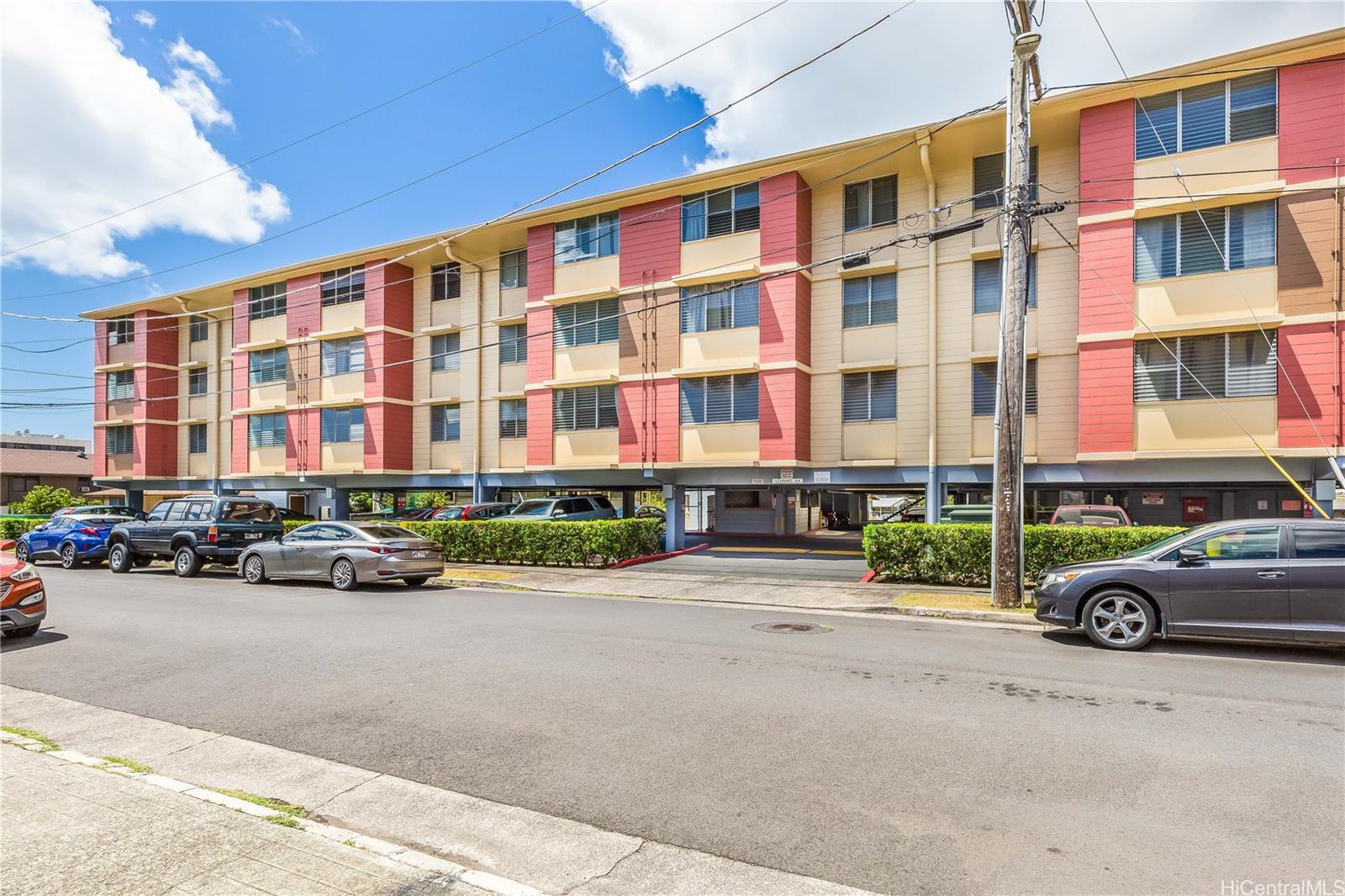 633 Nalanui Street 416