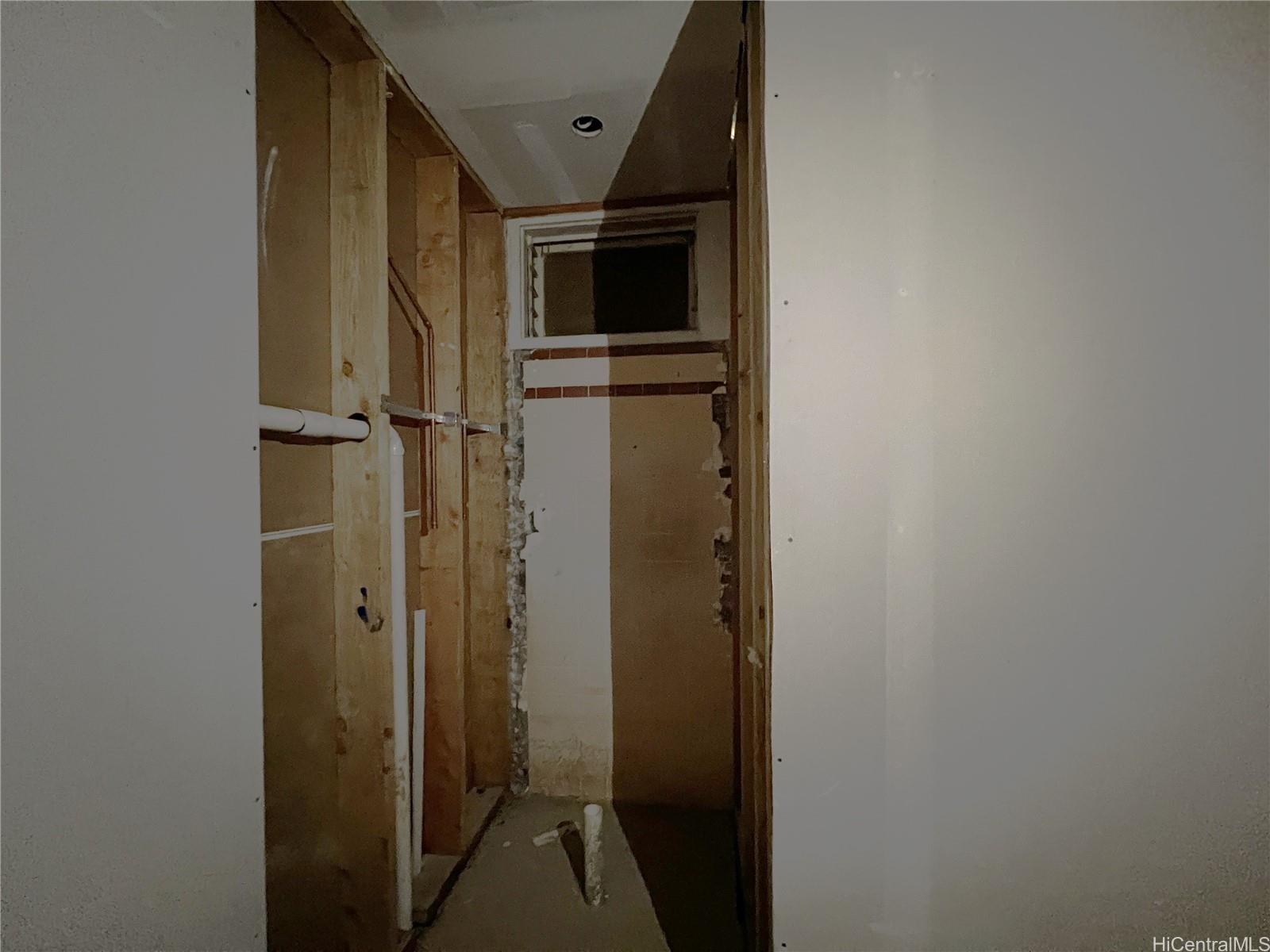 Photo 6 of 24
