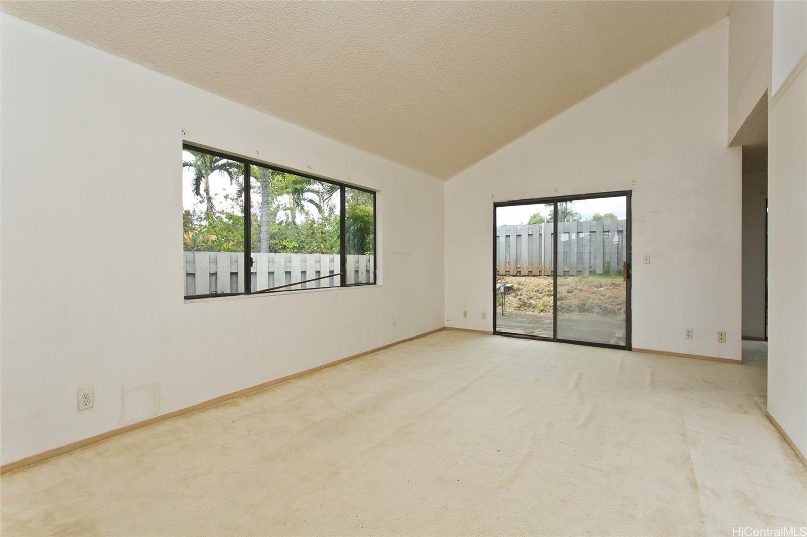 Photo 4 of 20
