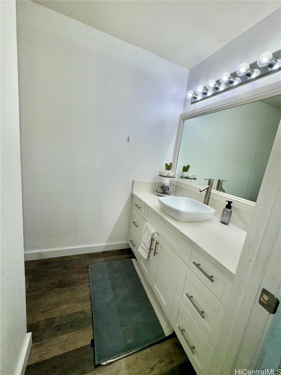 645 Mananai Place  Unit 23BD