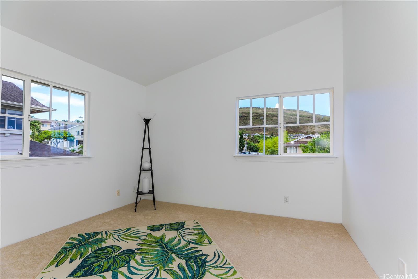 Photo 13 of 25