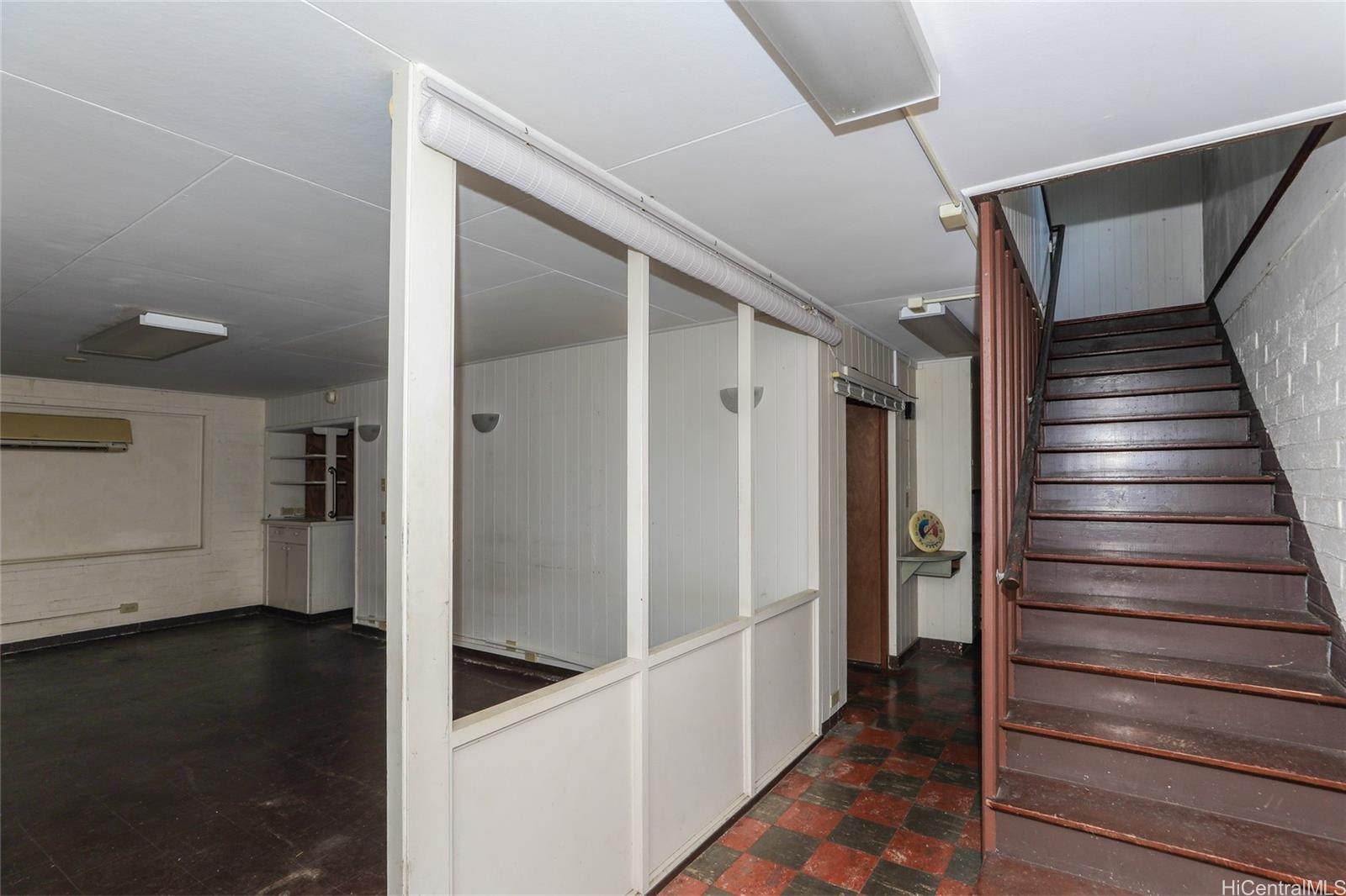 970 Valley View Drive