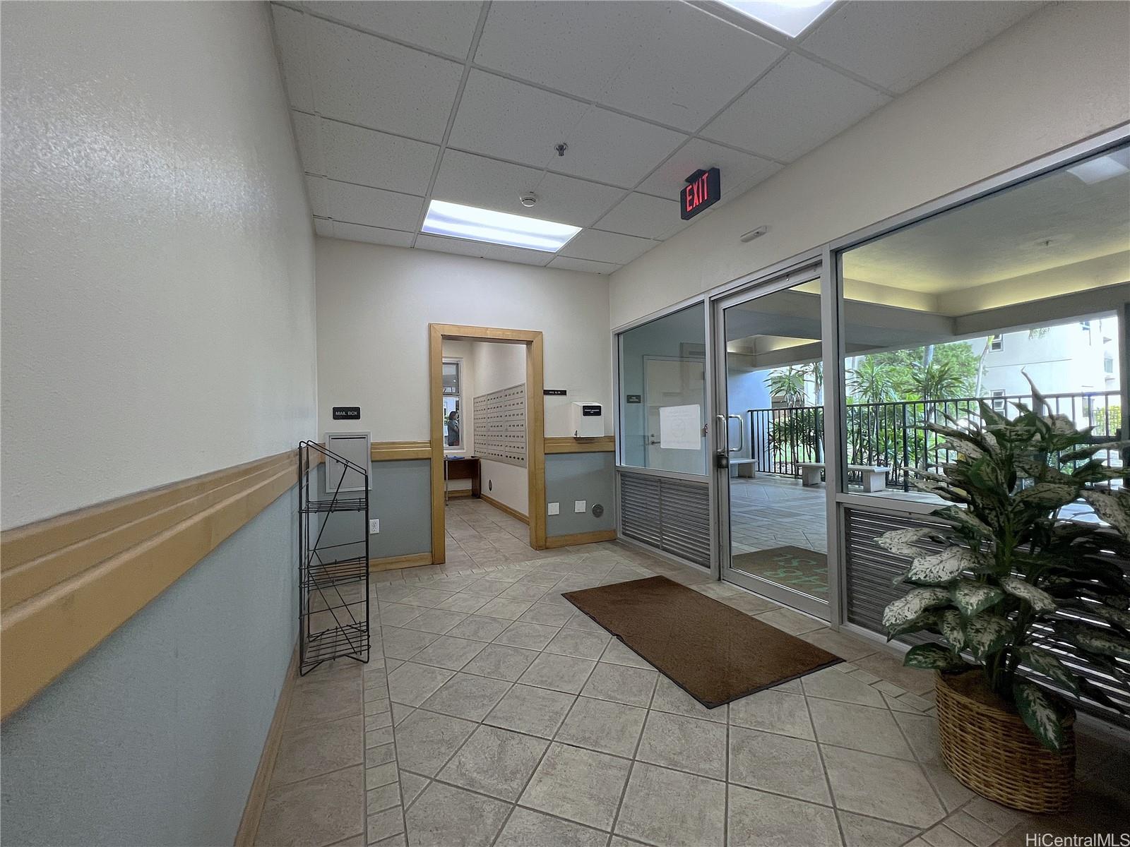 Photo 3 of 19