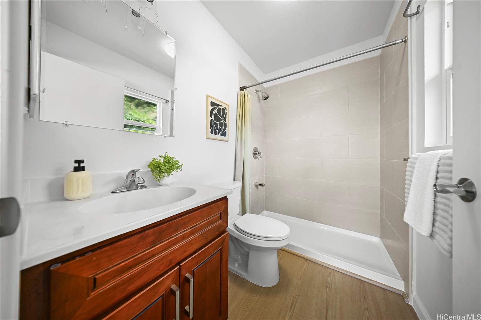 1633 10th Avenue  Unit Apt B