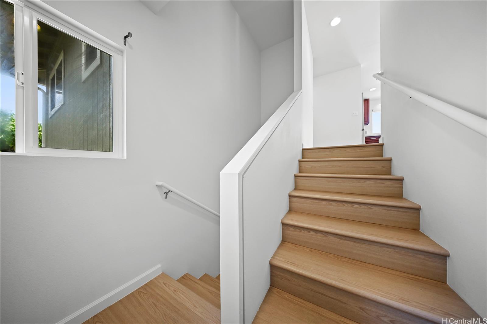 1633 10th Avenue  Unit Apt B