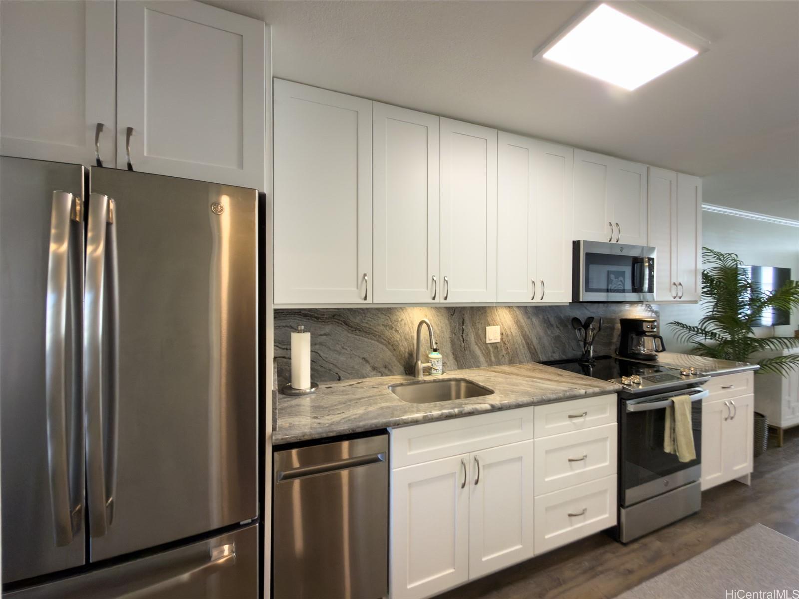 425 Ena Road  Unit 1108A