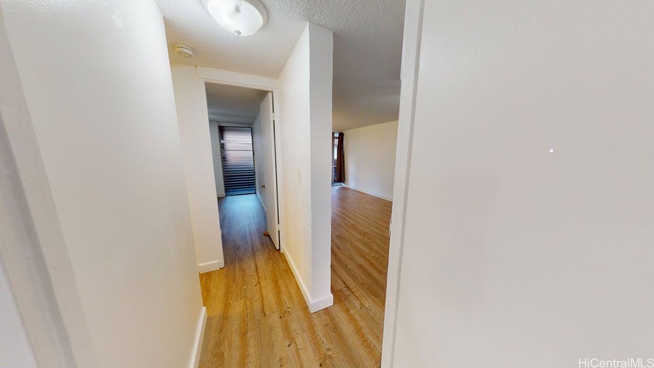 Photo 9 of 25