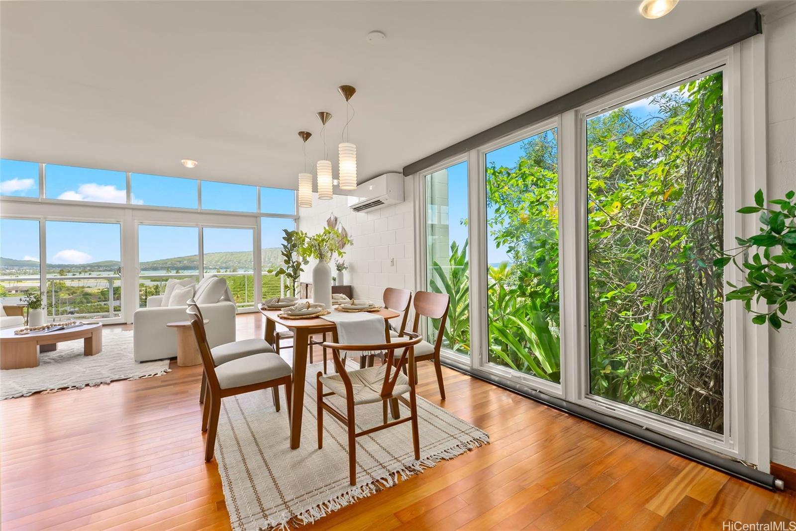 5864-F Kalanianaole Highway