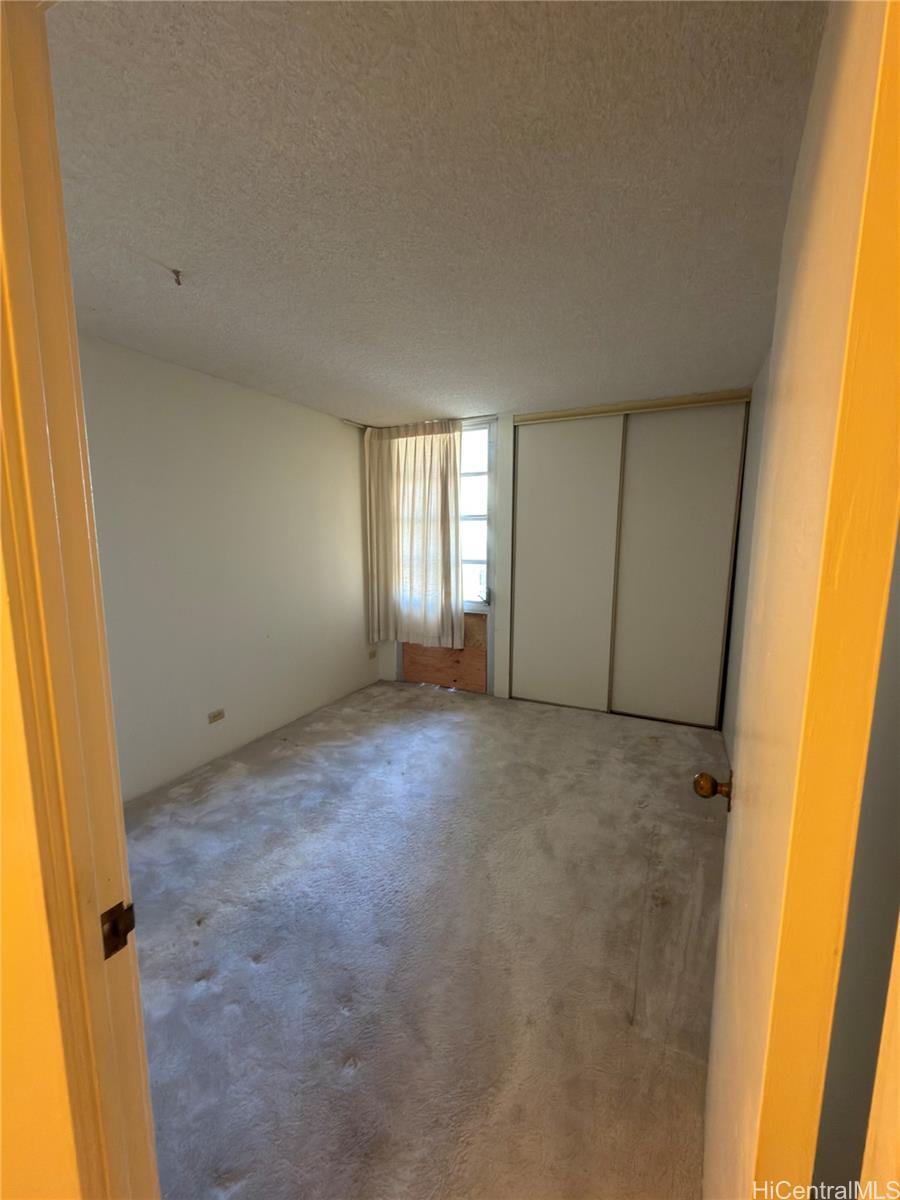 Photo 3 of 12