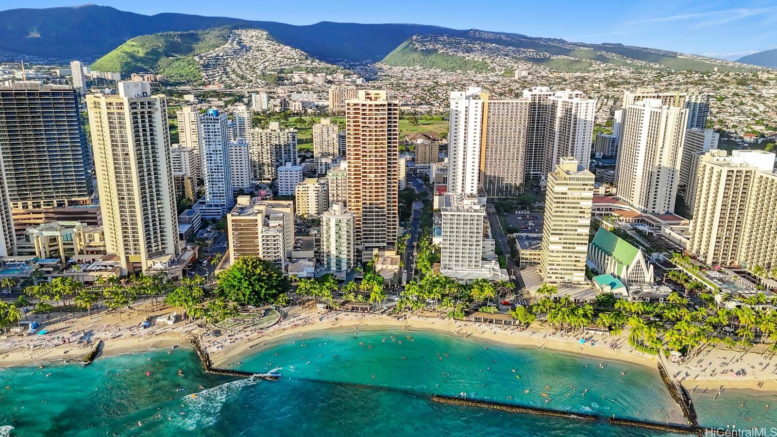 2470 Kalakaua Avenue 3901/3902 PH