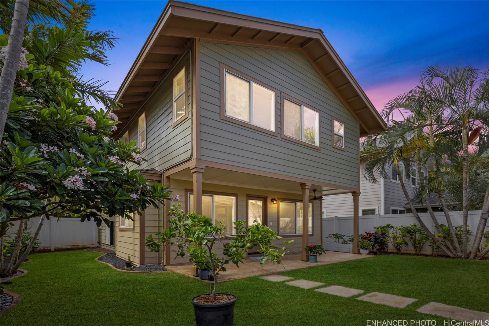 91-1114 Waipuhia Street