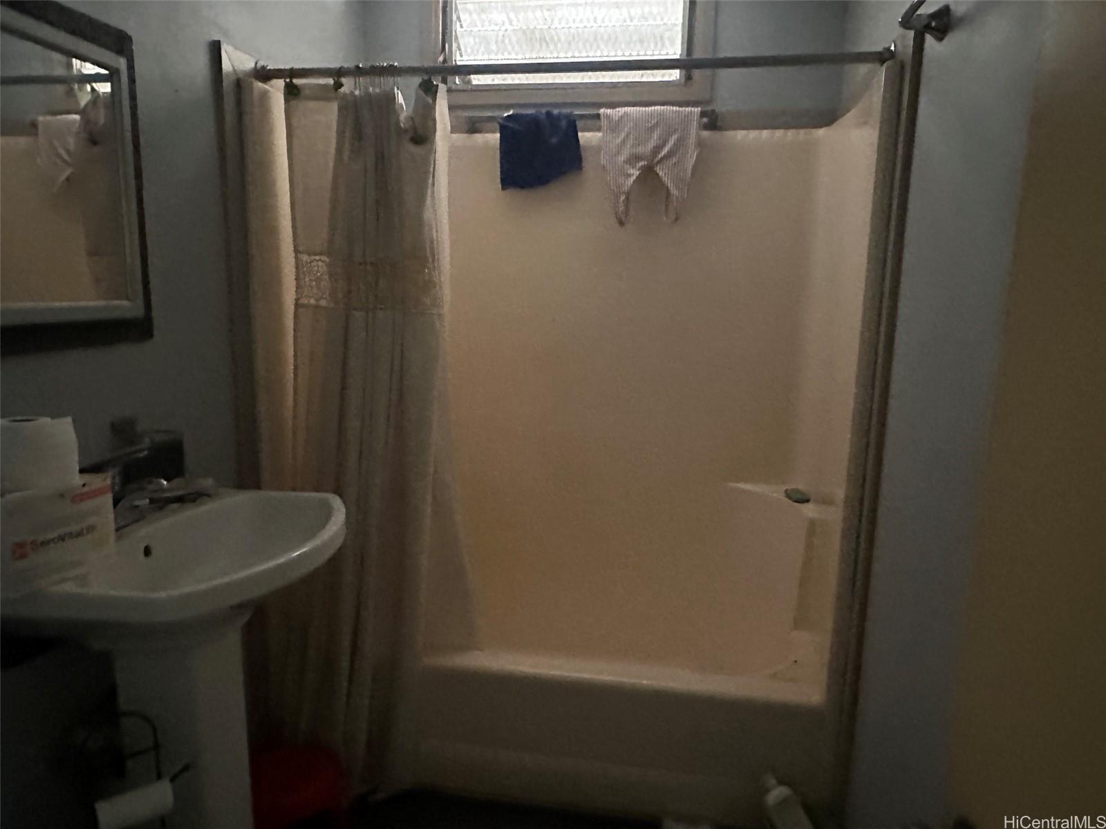 Photo 16 of 20