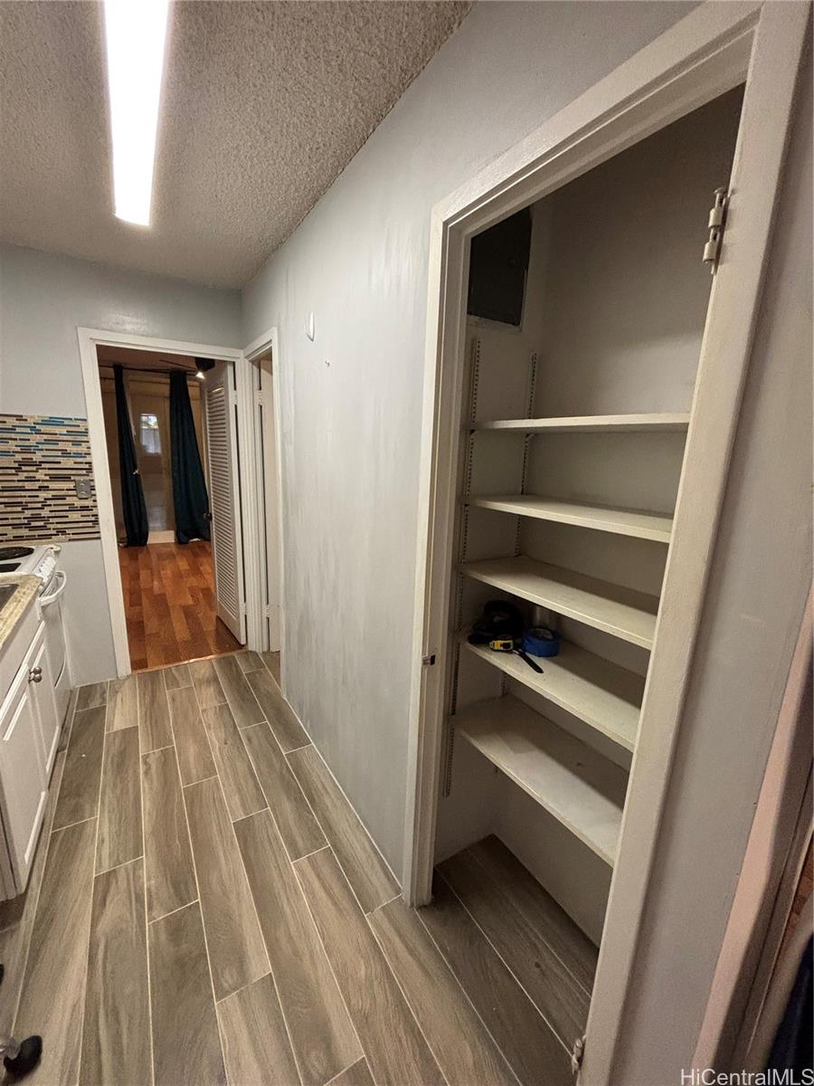 Photo 9 of 24