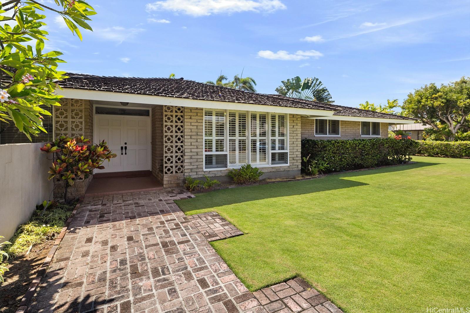 117 Kailuana Place