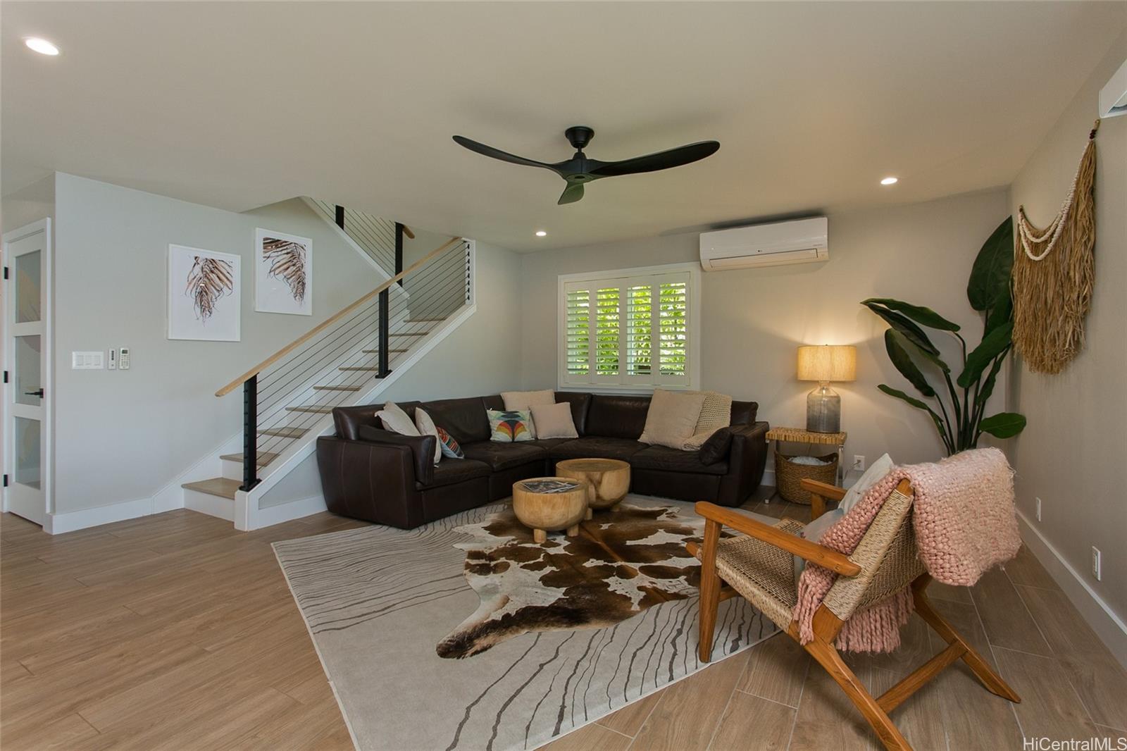 445 Keolu Drive