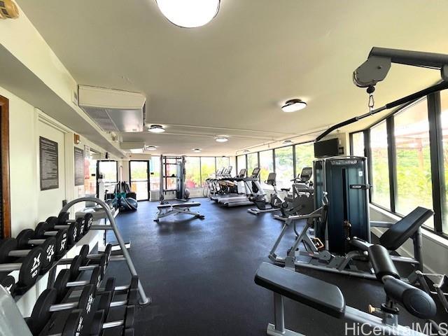 Photo 20 of 25