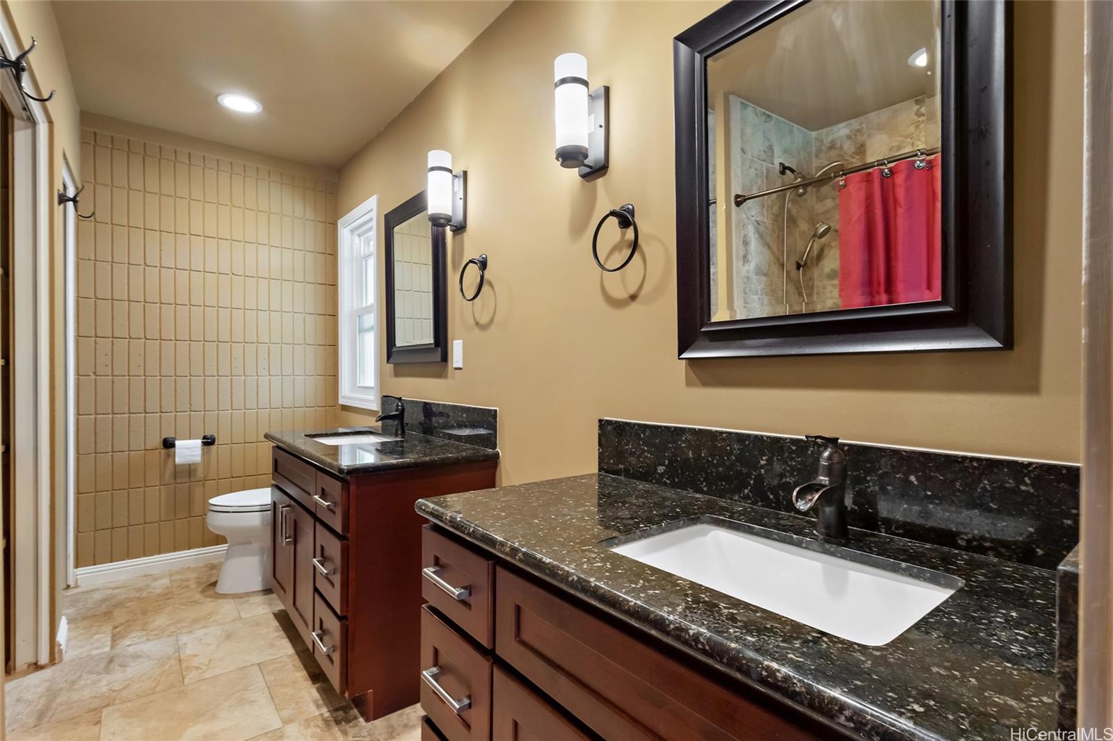 Photo 13 of 23