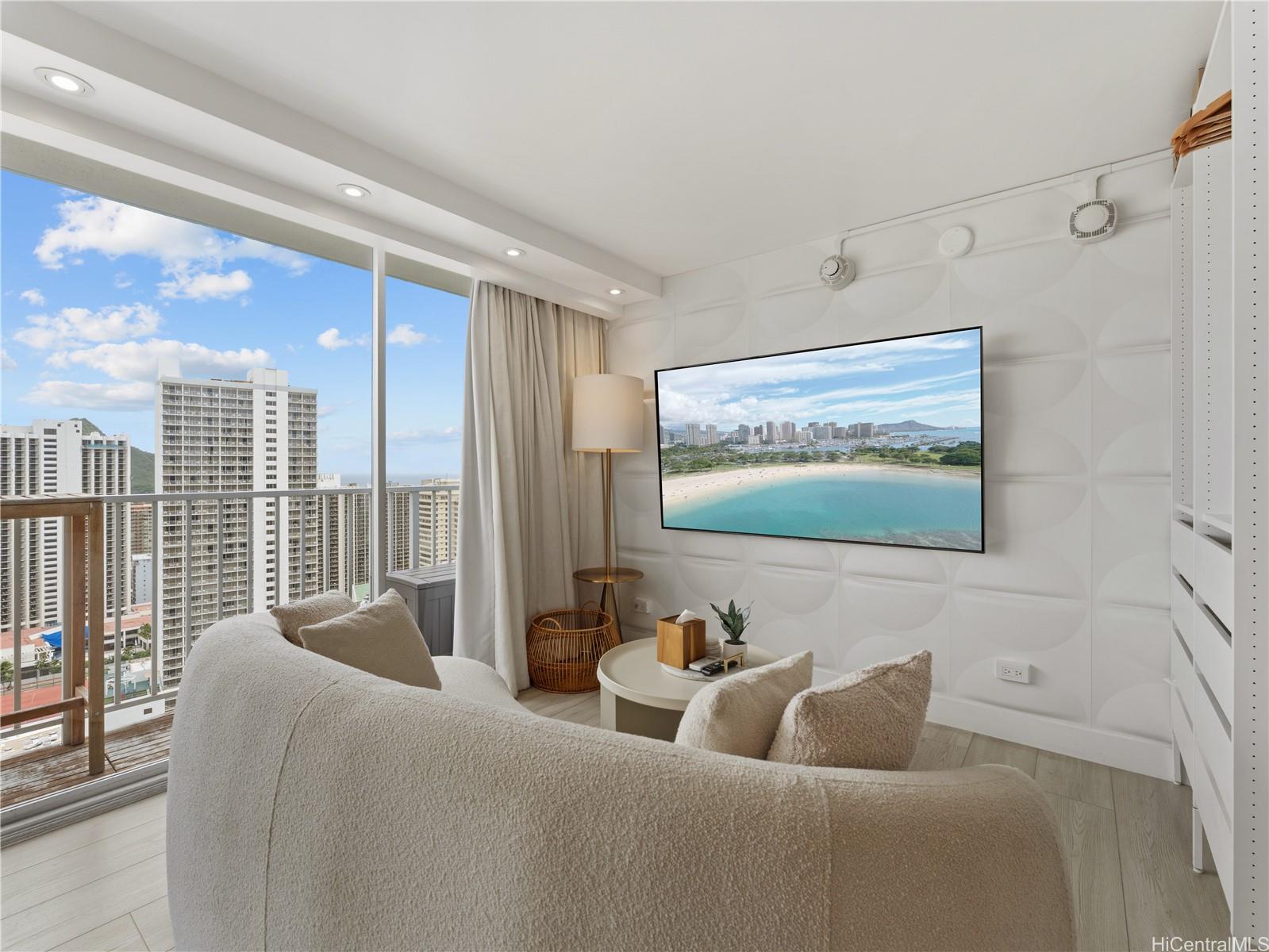 2427 Kuhio Avenue 3201