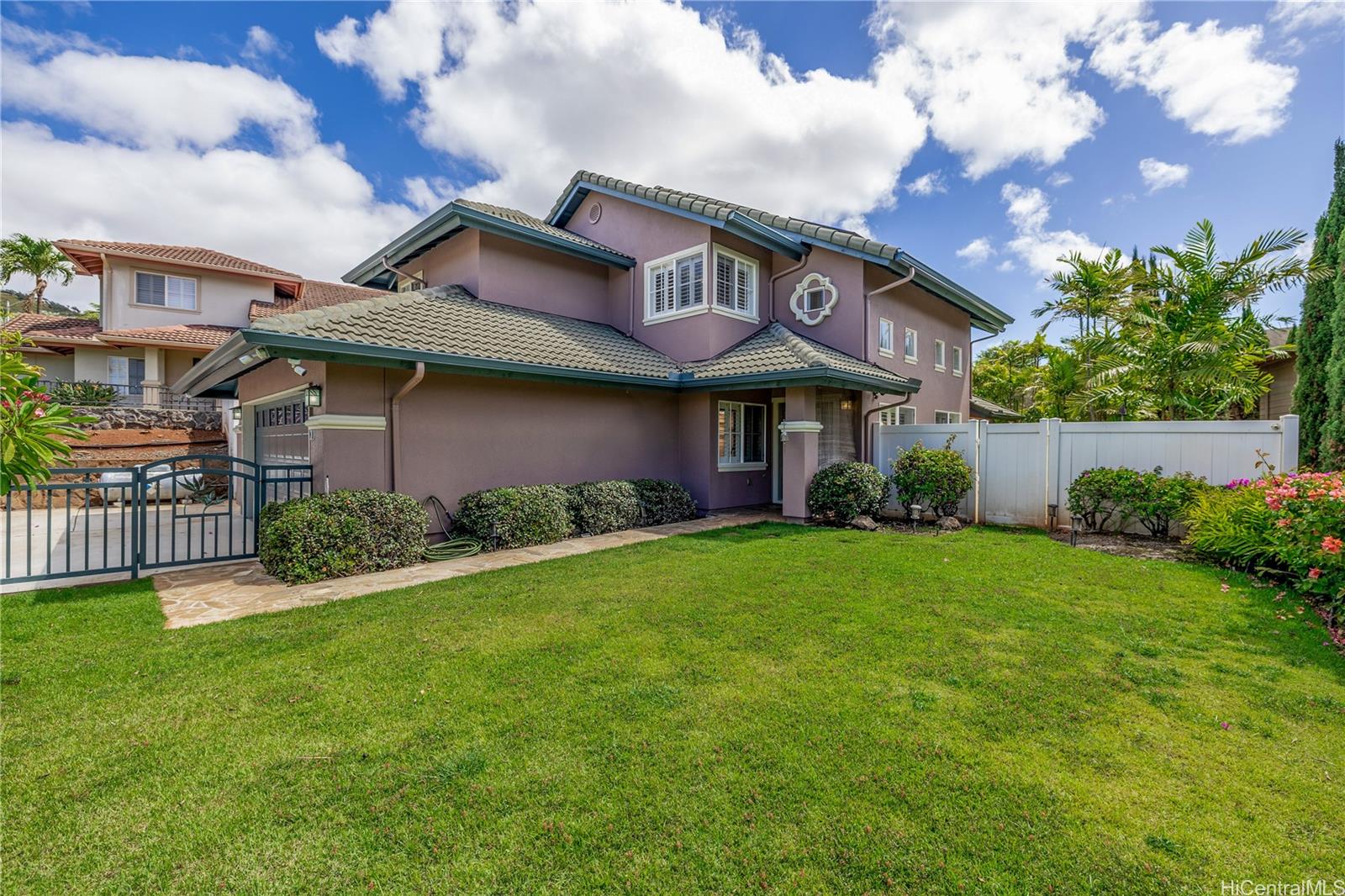 Photo 2 of 25