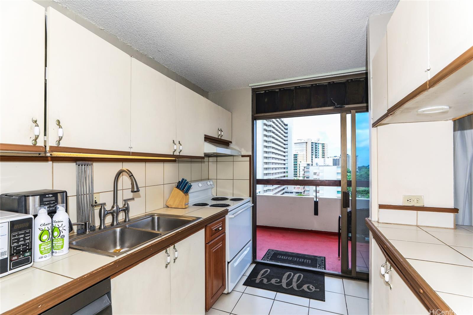 Photo 9 of 24