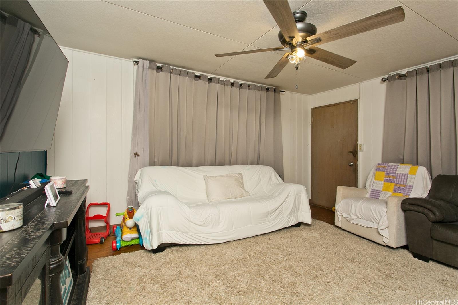Photo 4 of 20
