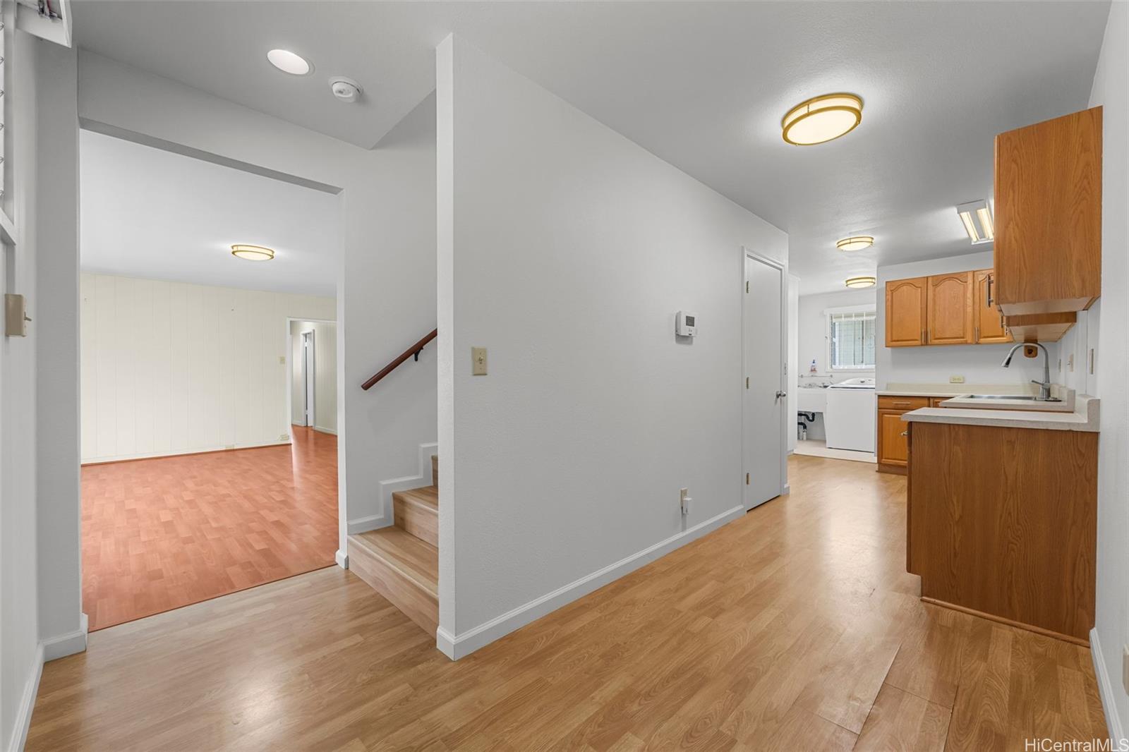 1063 Luawai Street