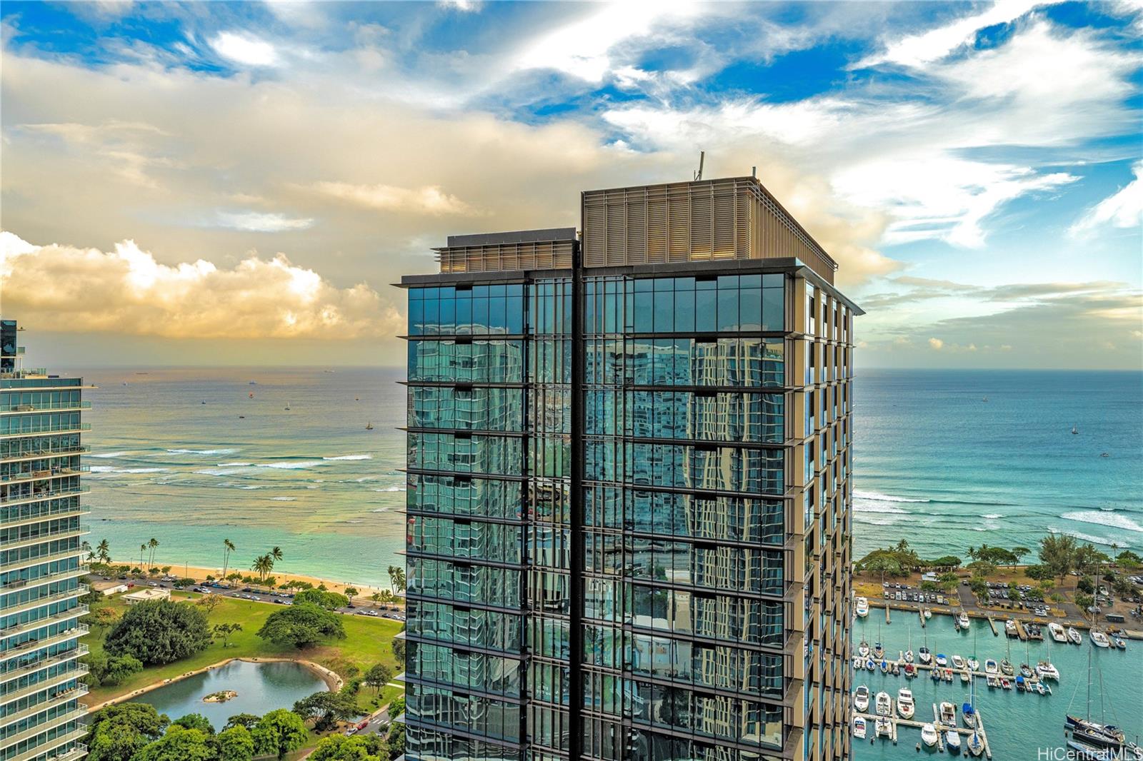 Photo 5 of 25