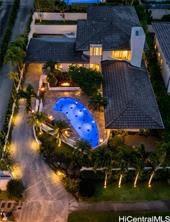 824 Ikena Place