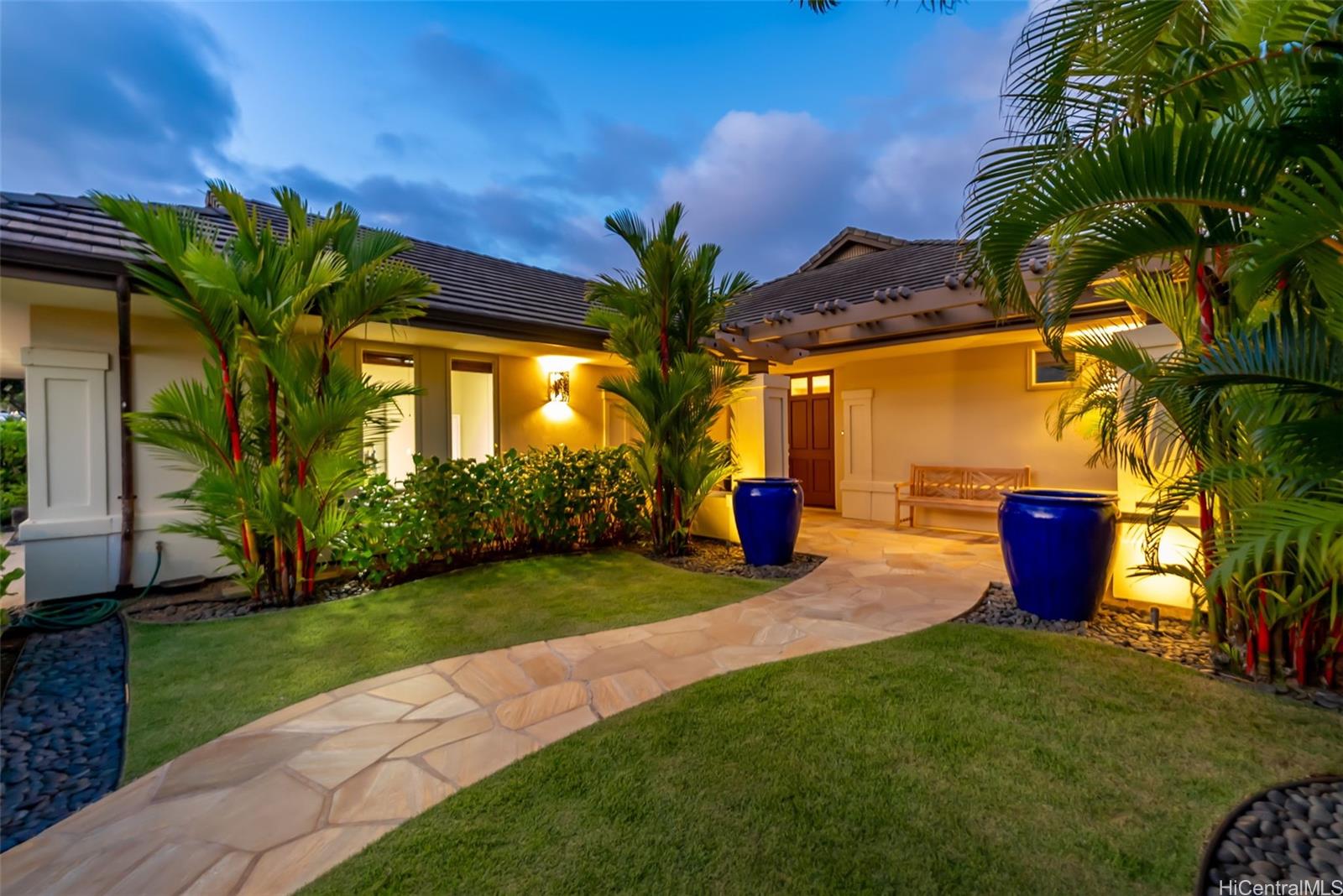 1015 Koko Kai Place