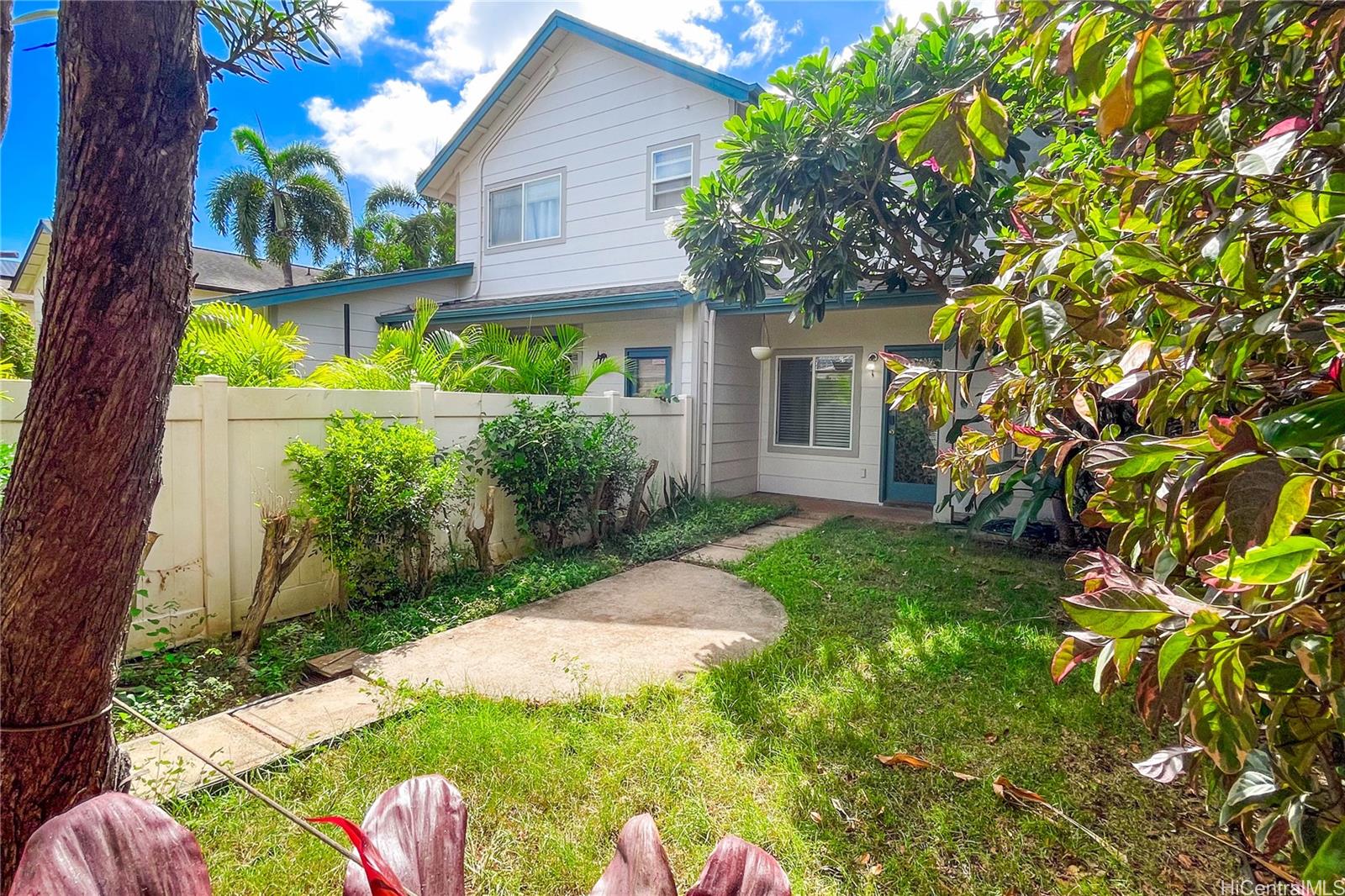 91-1025 Kaileolea Drive  Unit J4