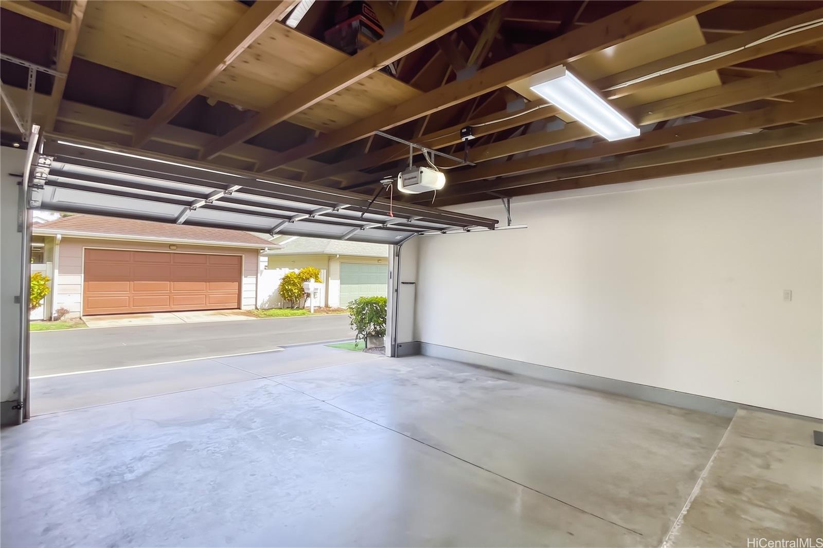 91-1025 Kaileolea Drive  Unit J4