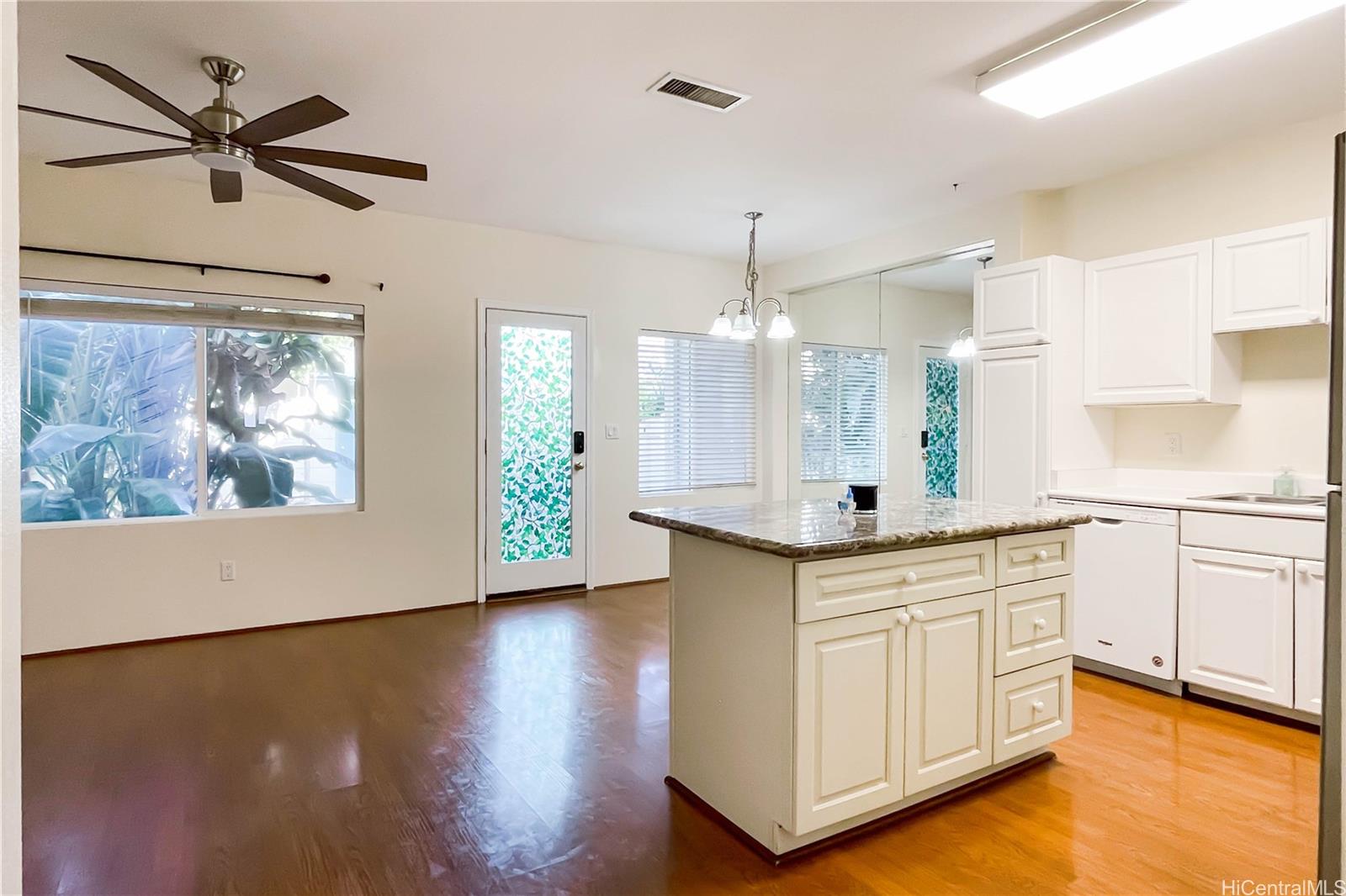 91-1025 Kaileolea Drive  Unit J4