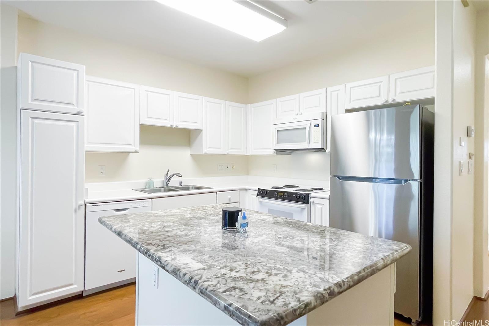 91-1025 Kaileolea Drive  Unit J4