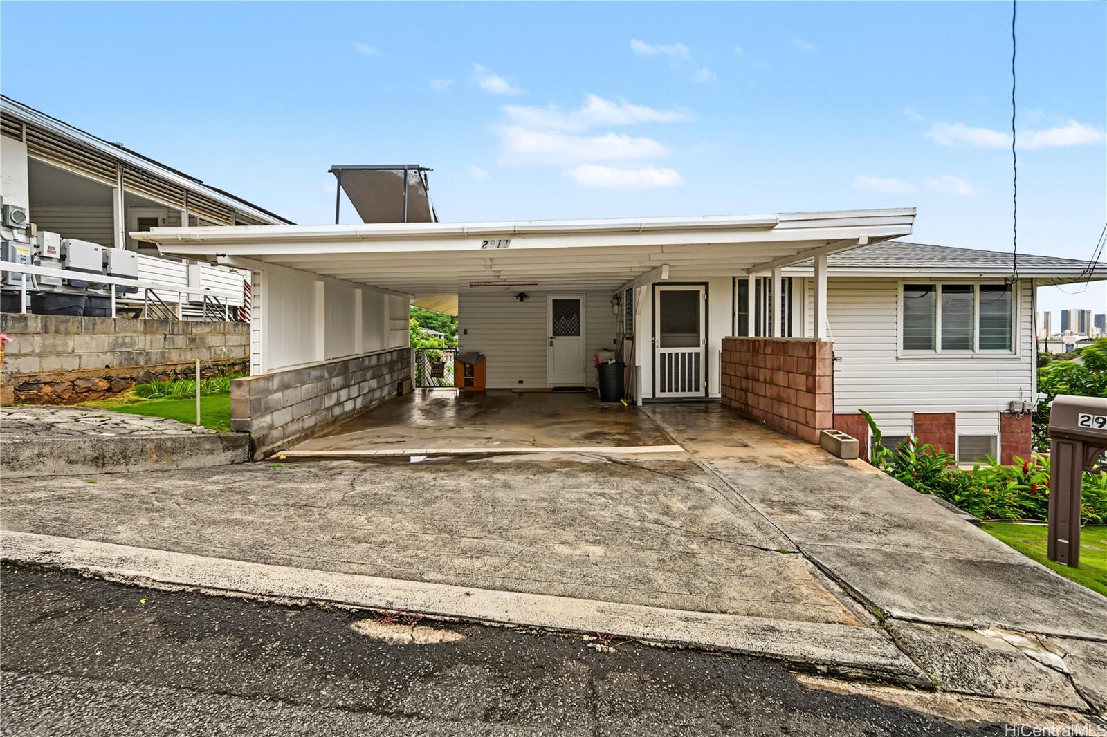 2911 Eugene Place