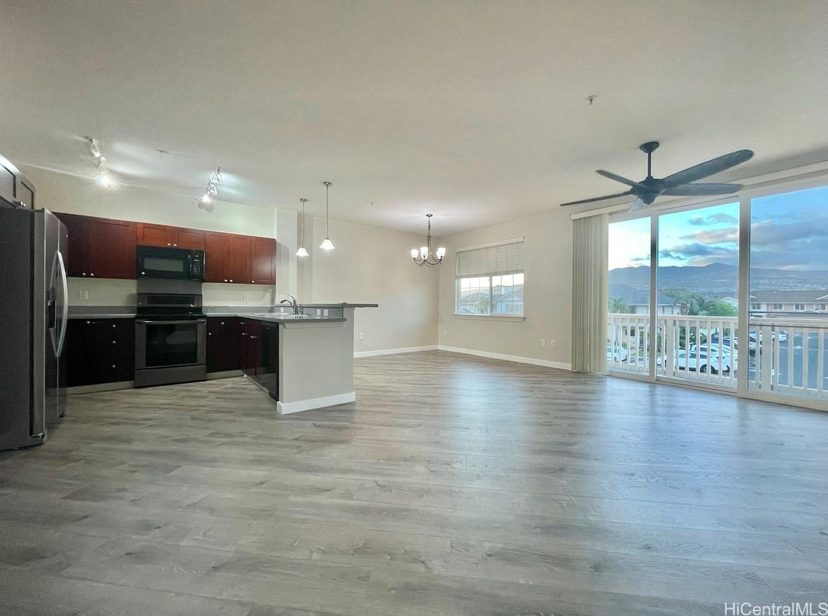 1020 Kakala Street 914