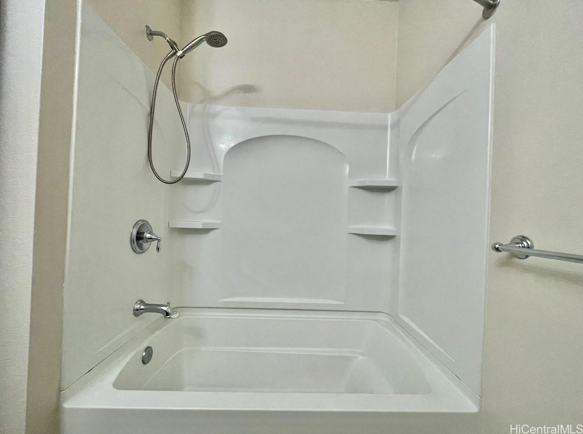 Photo 14 of 25