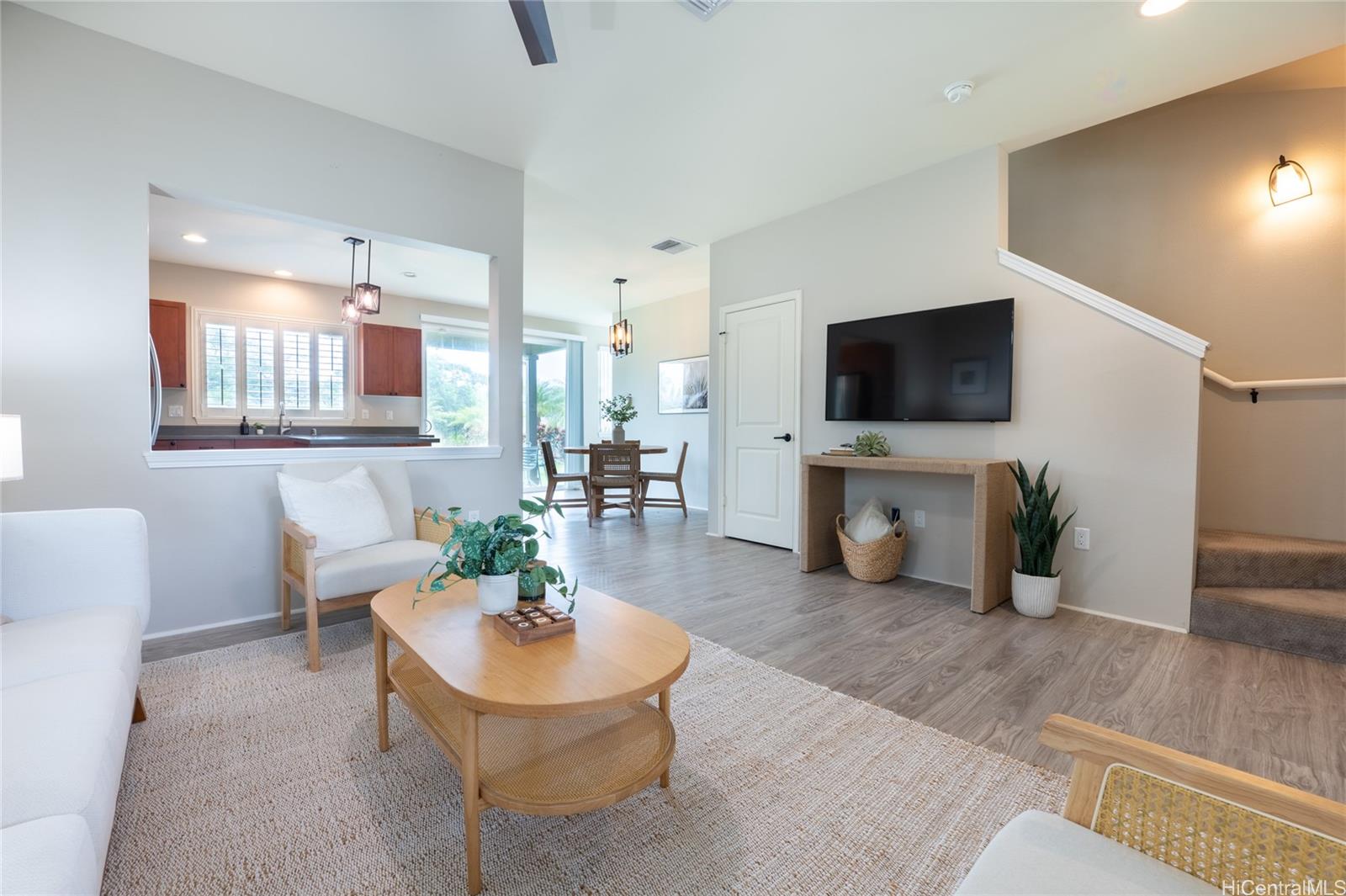 91-1055 Hinakea Street